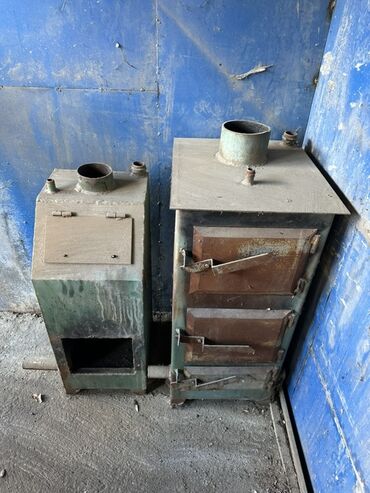 стеллаж для цветов бишкек: Две металлические печи/буржуйки для твердого топлива. Комплект: -