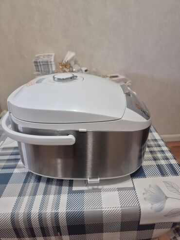 2 ci el sobalar: Çoxfunksiyalı multibişirici - Korpus: paslanmayan polad və ağ rəngli