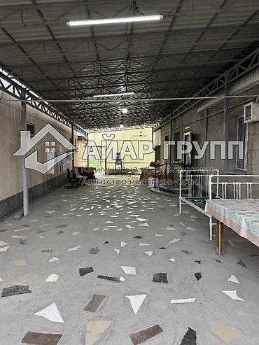 Продажа коттеджей и домов: ‼️ ПРОДАЁТСЯ ДОМ С ДЕЙСТВУЮЩИМ МАГАЗИНОМ 📍 Кызыл-Аскер, ул — 8