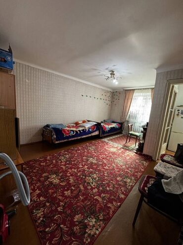 Продажа квартир: 1 комната, 31 м², Хрущевка, 1 этаж, Старый ремонт