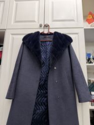 женские зимние куртки бишкек: Продаю пальто,воротник норка,срочно