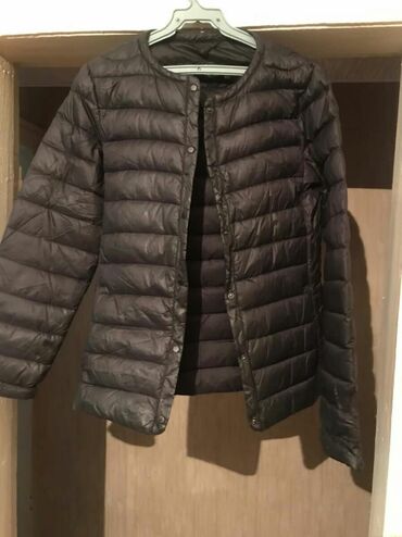 дешево зимнюю куртку: Пуховик, S (EU 36)