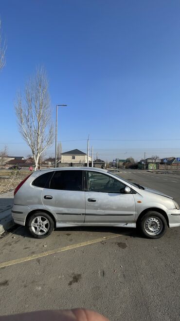 Nissan: Nissan Almera Tino: 2002 г., 2 л, Вариатор, Бензин, Хэтчбэк