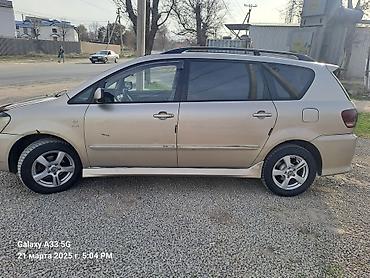 авенсис верса: Toyota Avensis Verso: 2002 г., 0.2 л, Автомат, Газ, Минивэн — 2