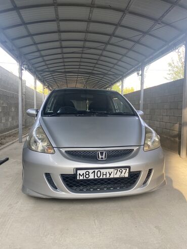 авто в рассрочку стрим: Honda Fit: 2003 г., 1.3 л, Вариатор, Бензин