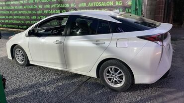 тайота эко: Toyota Prius: 1.8 л, Вариатор, Гибрид, Хэтчбэк