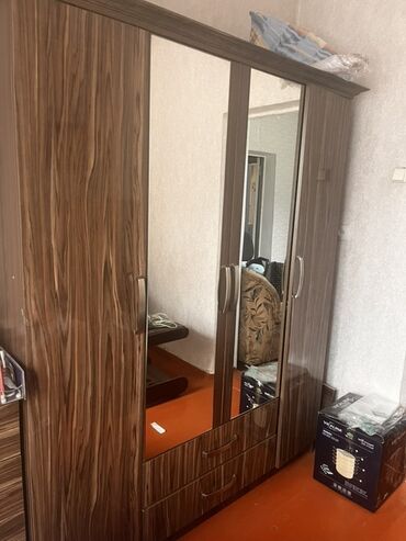 Спальные гарнитуры: Спальный гарнитур, Б/у, Шкаф, Комод, Белоруссия, МДФ, Самовывоз