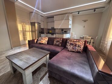 Günlük kirayə mənzillər: 3 otaqlı — 2