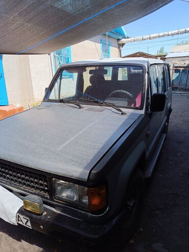 эски машиналар: Isuzu Trooper: 1991 г., 2.6 л, Механика, Бензин, Внедорожник