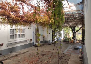 Продажа домов: Дом, 100 м², 4 комнаты, Собственник — 7