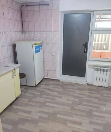 продаю квартиру новый автовокзал: 2 комнаты, Агентство недвижимости, Без подселения, С мебелью частично