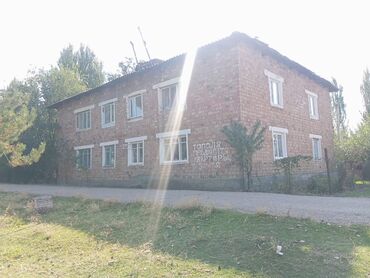 4 комнатный дом: 1 комната, 40 м², Индивидуалка, 2 этаж, Косметический ремонт