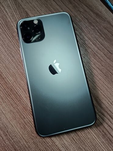 Apple iPhone: IPhone 11 Pro, Б/у, 256 ГБ, Space Gray, Защитное стекло, Чехол, Кабель, 76 %