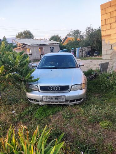 домкраты на авто: Audi A4: 1996 г., 1.8 л, Механика, Бензин, Седан