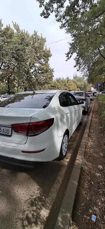 Продажа авто: Kia Rio: 2016 г., 1.4 л, Механика, Бензин, Седан — 5