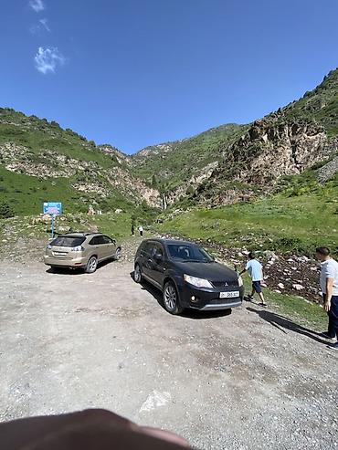 митсубиси оутлендер: Mitsubishi Outlander: 2006 г., 2.4 л, Типтроник, Газ, Кроссовер — 1