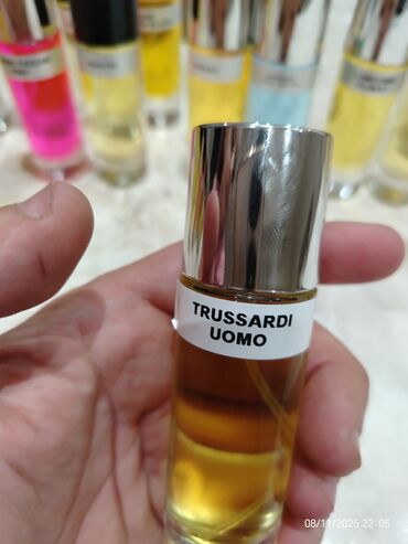 Ətriyyat: Məhsul: İtrilər kolleksiyası – müxtəlif brend adları ilə etiketlənmiş — 10