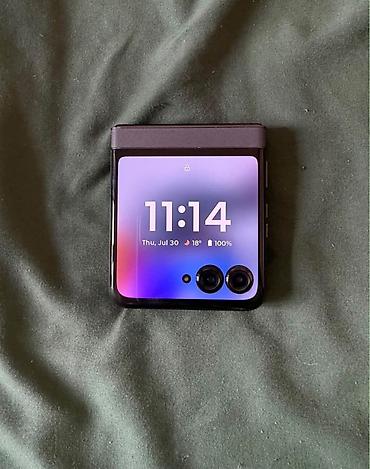 pes 2023 mobile: Motorola Razr 50, rəng - Bənövşəyi — 2