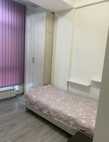 Батирлер: Сдается: 3 комнатная квартира Район: Бишкек Парк Адрес: Токтогула — 9
