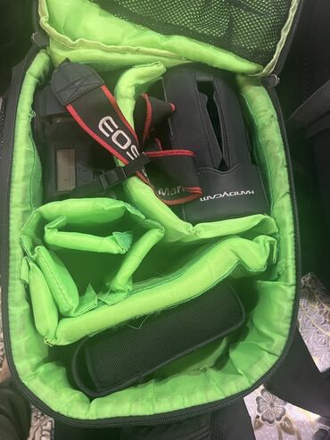 миксер б у: Фотоаппарат Canon EOS (зеркальная камера) с комплектом аксессуаров at lalafo.kg миксер б у: Фотоаппарат Canon EOS (зеркальная камера) с комплектом аксессуаров