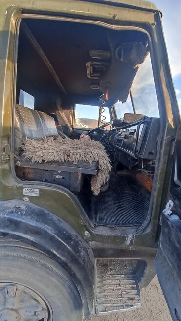 Тягачи: Тягач, Камаз, 1998 г., Бортовой — 2