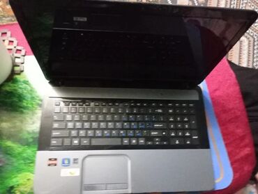 monster notebook: İşlənmiş Toshiba, 17.3 ", AMD A6, 512 GB, Ünvandan götürmə