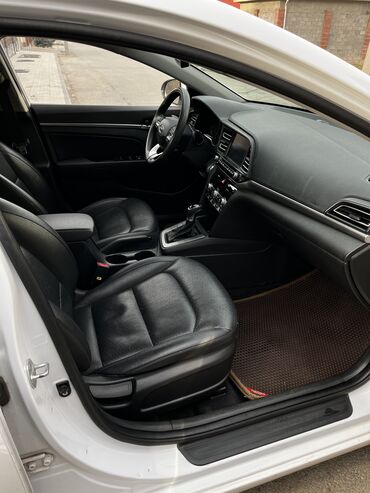 Hyundai: Hyundai Avante: 2019 г., 1.6 л, Автомат, Бензин, Седан — 10