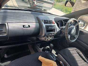 Haima: Honda Fit: 2003 г., 1.3 л, Автомат, Хетчбек — 10
