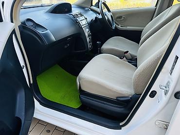тайота в: Toyota Vitz: 2006 г., 1.3 л, Автомат, Бензин, Хэтчбэк — 7