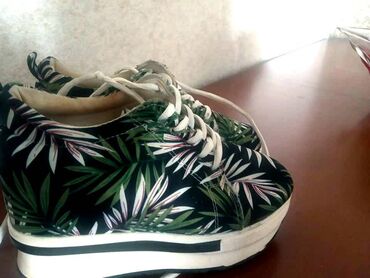 Botinka və botilyonlar: Обувь высшего качества размеры 37-38.Есть и новые и б/у из Италии и -da lalafo.az — 9 Botinka və botilyonlar: Обувь высшего качества размеры 37-38.Есть и новые и б/у из Италии и — 9