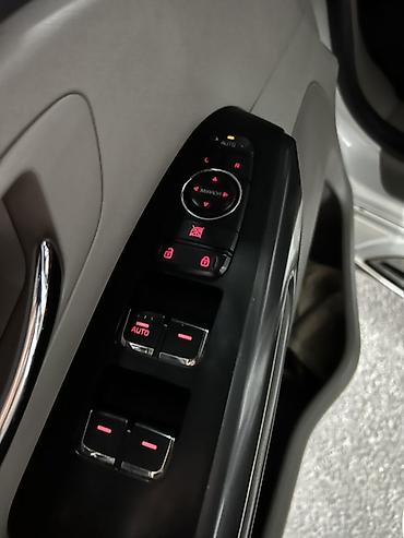 karnival: Kia Carnival: 2017 г., 2.2 л, Автомат, Дизель, Минивэн — 10