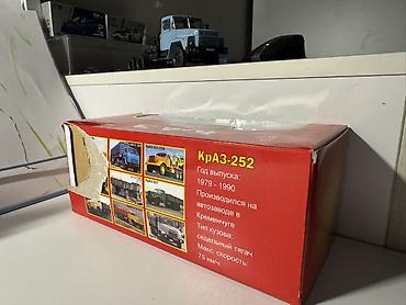 Искусство и коллекционирование: КрАЗ-252 седельный тягач модель 1:43 от Наш Автопром, состояние — 2