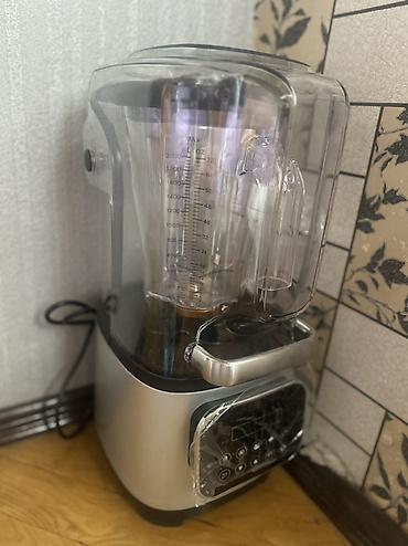 Blenderlər: Səskeçirməz qapaqlı güclü blender - Səsiz iş üçün şəffaf səskeçirməz — 1