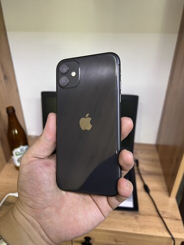 Apple iPhone: IPhone 11, Б/у, 64 ГБ, Черный, Защитное стекло, Чехол, Коробка, 75 %