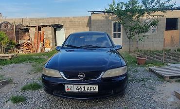 bud e9: Opel Vectra: 2002 г., 1.8 л, Механика, Бензин, Лифтбек — 1