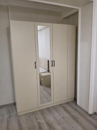 qapi renglenmesi: Düz dolab, Mətbəx üçün, Qonaq otağı üçün, Dəhliz üçün, Paltar üçün, Açılan, Korpuslu, 5 qapı — 9