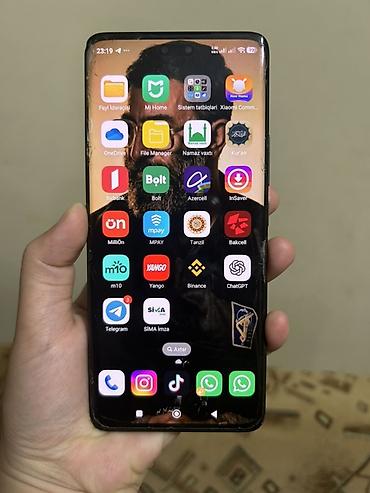 Мобильные телефоны: Xiaomi 12 Lite, 128 ГБ, цвет - Черный, 
 Битый — 2