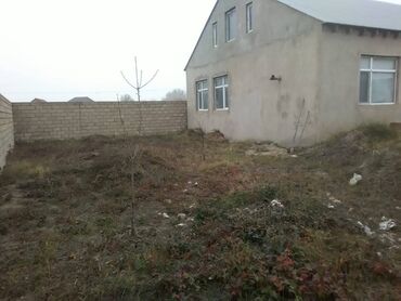 Həyət evləri və villaların satışı: 4 otaqlı, 142 kv. m, Təmirsiz — 10