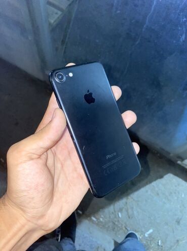 iphone 15 qiymət: IPhone 7, Qara, Barmaq izi