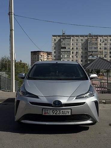 gen 2: Toyota Prius: 2019 г., 1.8 л, Вариатор, Гибрид, Хэтчбэк — 2