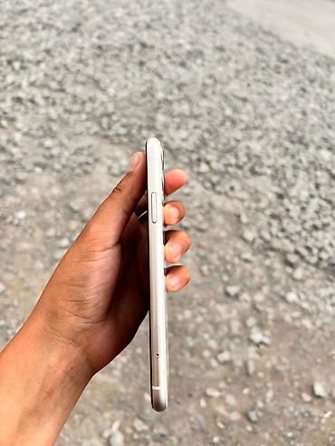 Apple iPhone: IPhone 11, 128 GB, Ağ, Face ID — 10