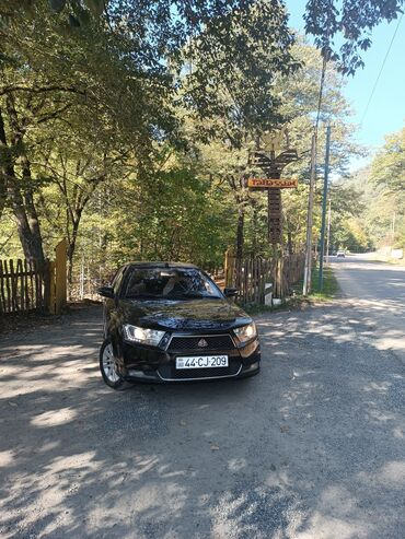 Iran Khodro: Iran Khodro : 1.7 l | 2020 il 271000 km Sedan — 12