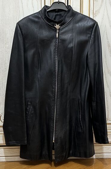 Digər qadın geyimləri: 1. Turkiyeden alinib S razmer 70azn♥️ 2. Stradivarius turkiyeden -da lalafo.az — 5 Digər qadın geyimləri: 1. Turkiyeden alinib S razmer 70azn♥️ 2. Stradivarius turkiyeden — 5