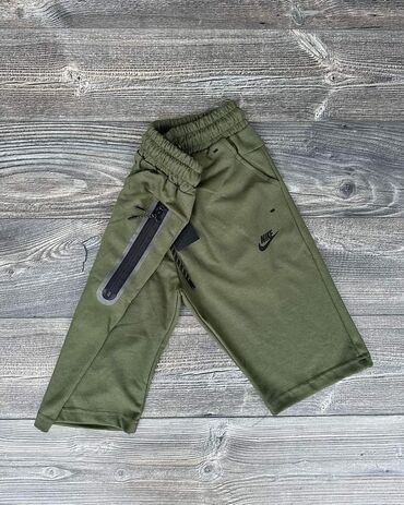 Bermude i šorcevi: NIKE TECH FLEECE SORC Velicina S M L XL XXL Top kvalitet PAMUK — 12