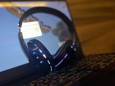 gaming qulaqliq: RGB gaming headphones 7 man