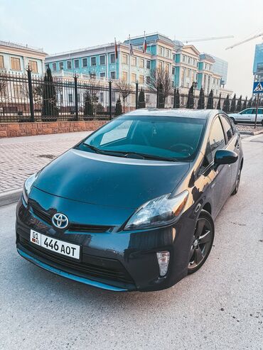 Toyota: Toyota Prius: 2013 г., 1.8 л, Вариатор, Гибрид, Хэтчбэк