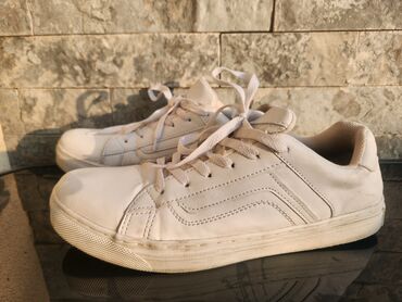 Patike: Patike, veličina - 44 na lalafo.rs — 9 Patike: Patike, veličina - 44 — 9