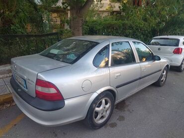 Opel Vectra: 1.6 l | 1998 year | 200000 km. Limousine