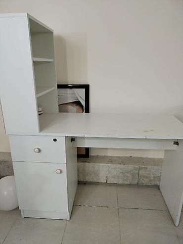 dırnaq stollari: Gözəllik/salon üçün güzgülü 2 dest mebel ve bir Dirnag masası obşi — 3