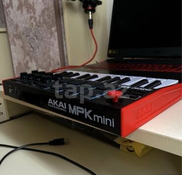 Тар: Midi-клавиатура, Akai, Б/у, Бесплатная доставка